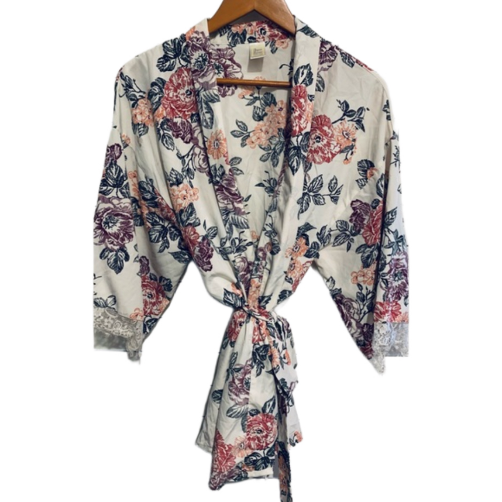 Floral Lace-Trim Satin Robe - White with Pink & Purple Flowers